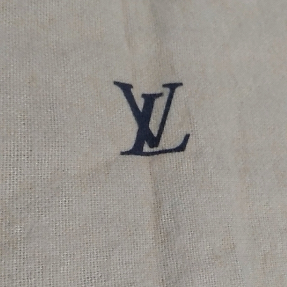 Authentic Louis Vuitton Dust Bag W Small Unraveling Easy Fix (#1) - Picture 2 of 6